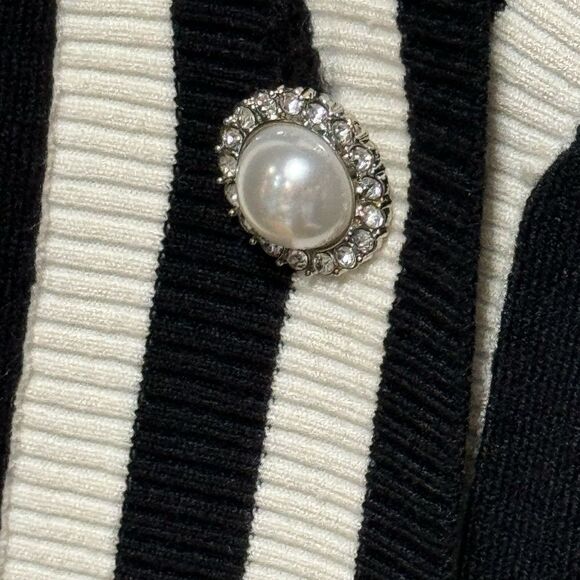 Alexia Admor Frances Preppy Cardigan Sweater Black M NEW - Picture 5 of 6